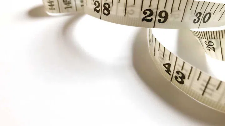 If you produce too much, it becomes overactive (hyper), causing your metabolism to speed up – leading to extreme weight loss, tremors, nervousness, and a racing heart.