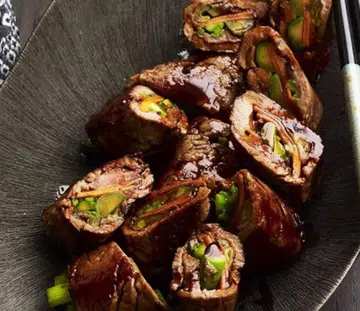 Beef & Vegetable Rolls