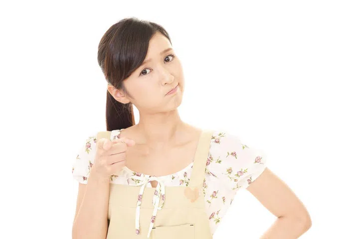 77420386 - very angry housewife