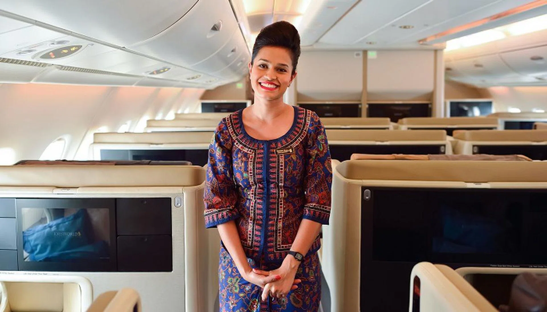 sq girls tips for period on long flight