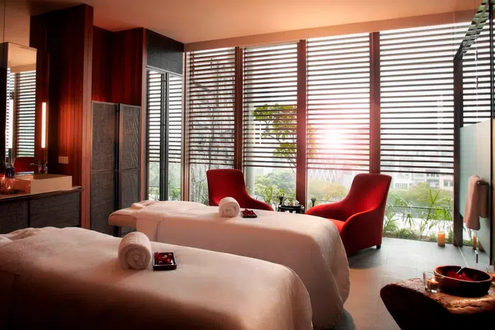 Perfect for Two, St. Gregory at Parkroyal Collection Pickering