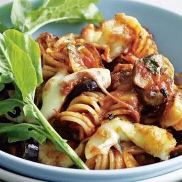 Cheesy Vegetable Pasta Bake