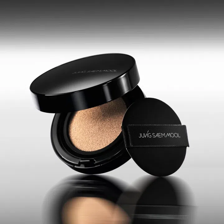 The Exact Makeup & Beauty Products Used by the EXchange Season 4 Casts