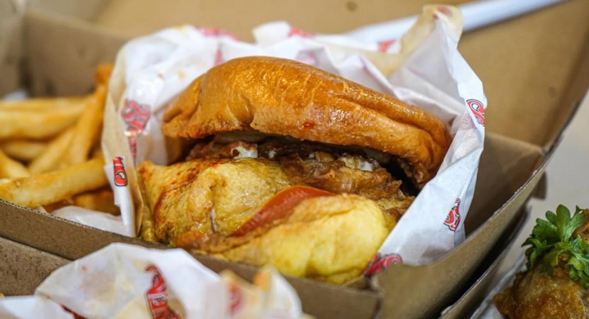 Swensen's ramly burger