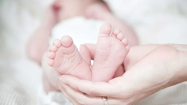 Home has always felt like the safest place for childbirth for me. (Photo by Rene Asmussen from Pexels)