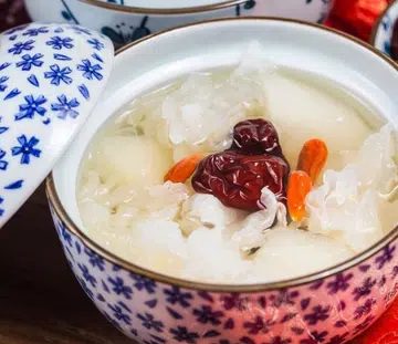 Lotus Seed & White Fungus Soup