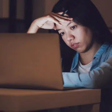 stop-overthinking-stressing-work