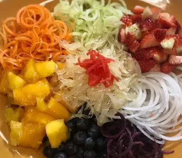 Yu Sheng Salad
