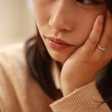 share a secret manipulative husband