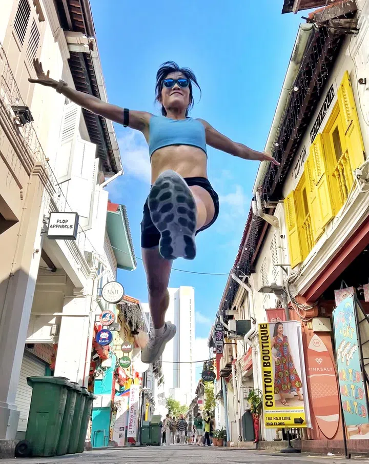 Yvonne during one of her runs around Singapore. Image courtesy of Yvonne Chee.