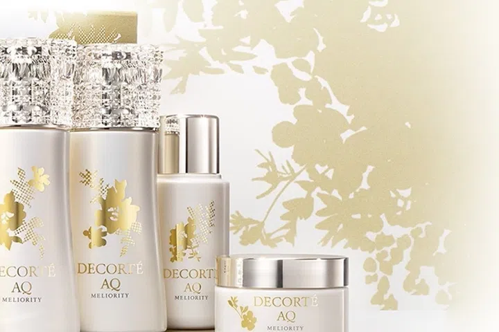Signature Infusion Ritual, Decorte
