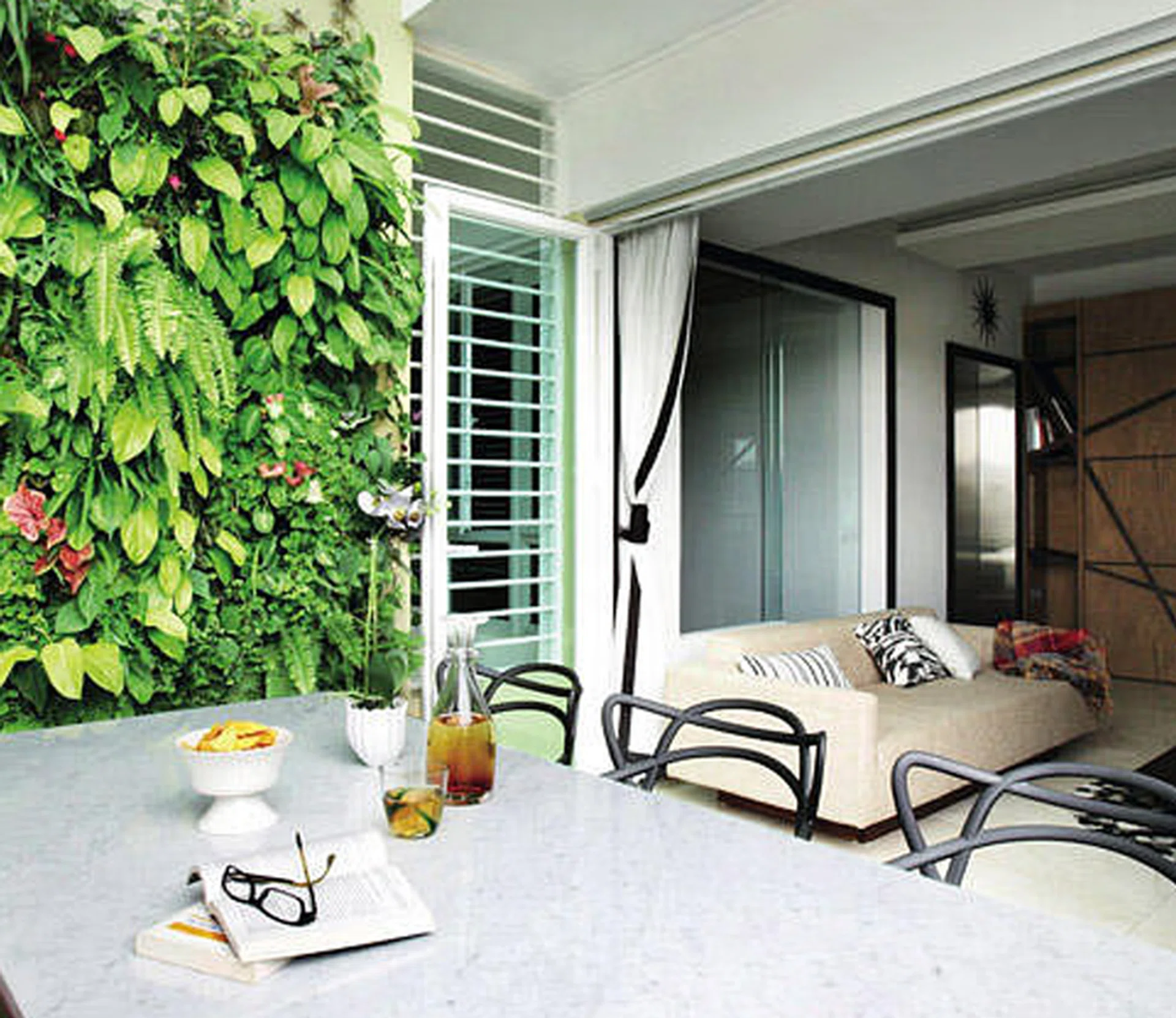 Joo Chiat penthouse with vertical garden