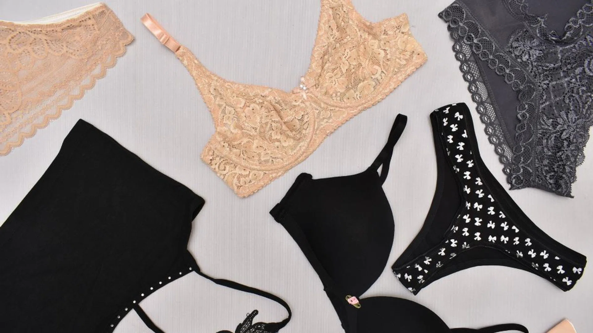 Should You Wear A Bra While WFH Science Says Yes_Featured