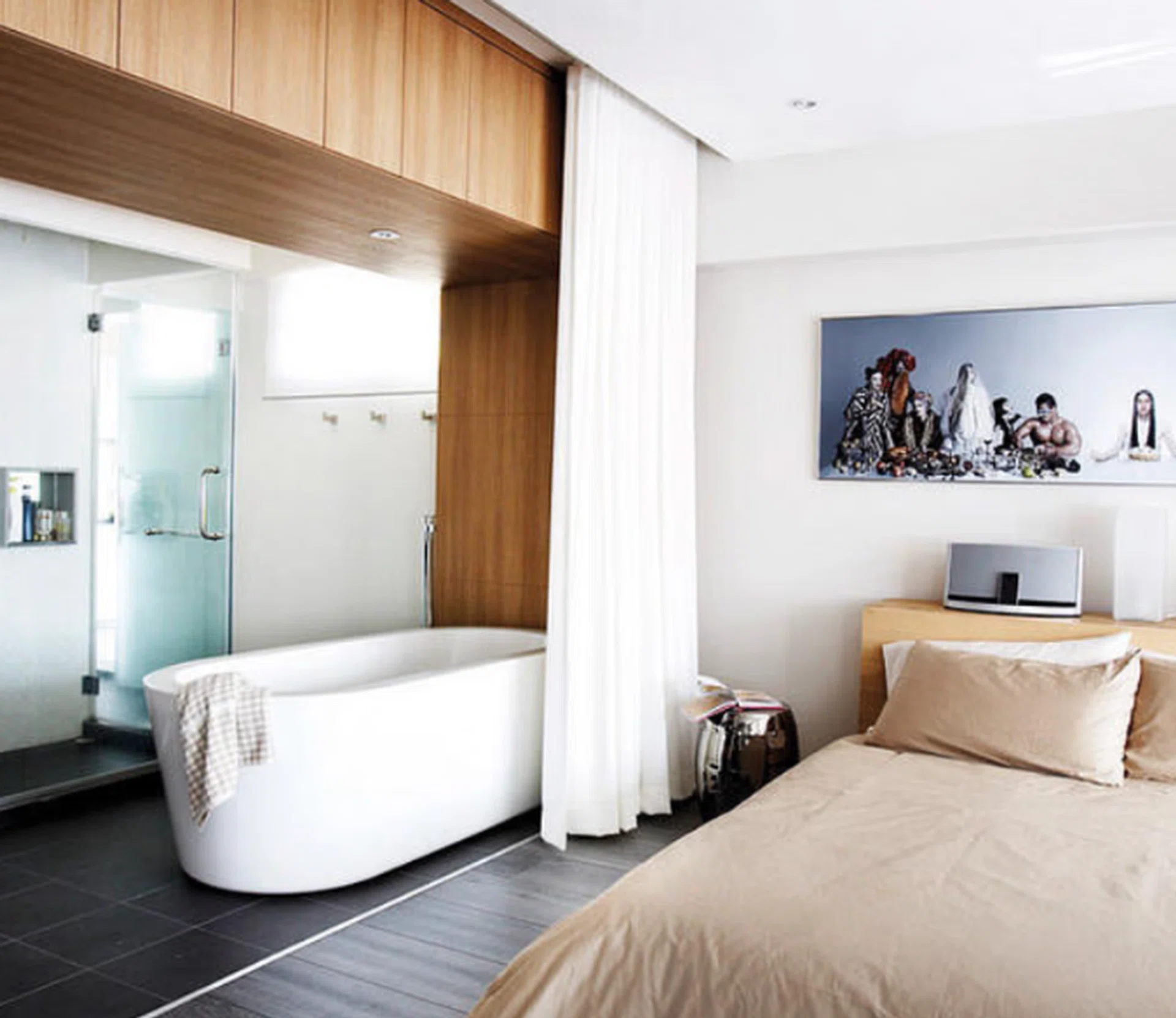 bathtub in hdb what to know
