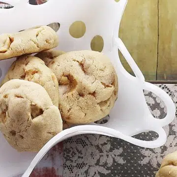 Peanut Brittle Cookies
