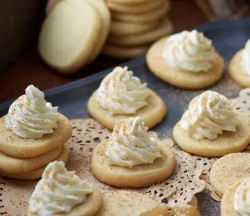Melt-In-The-Mouth Eggnog Shortbreads