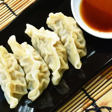a recipe with video tutorial on how to make gyoza
