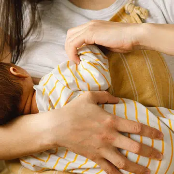 9 breastfeeding myths…busted! 