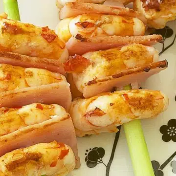 Lime Prawns On Lemongrass