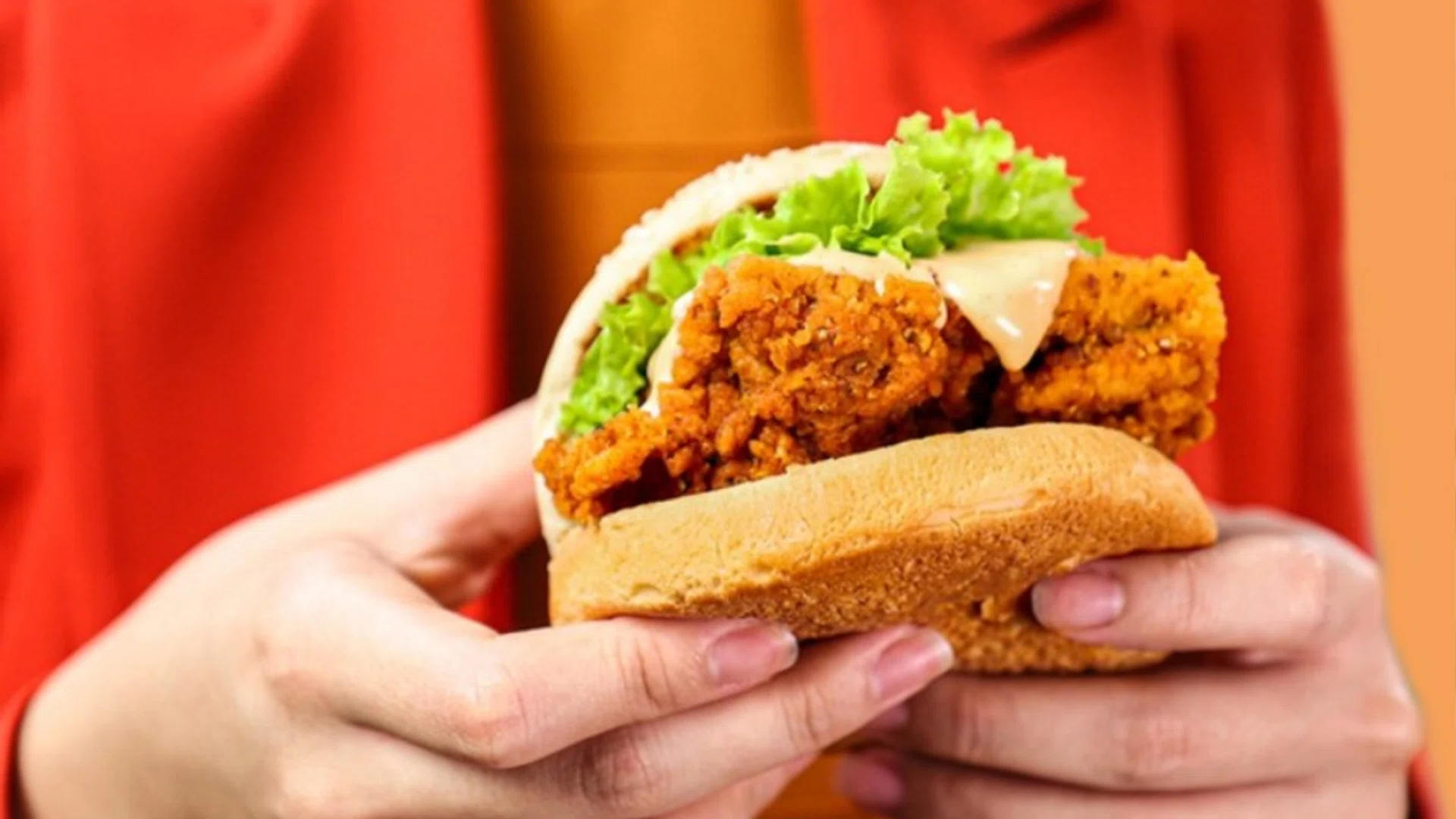 Facebook/ JollibeeSG