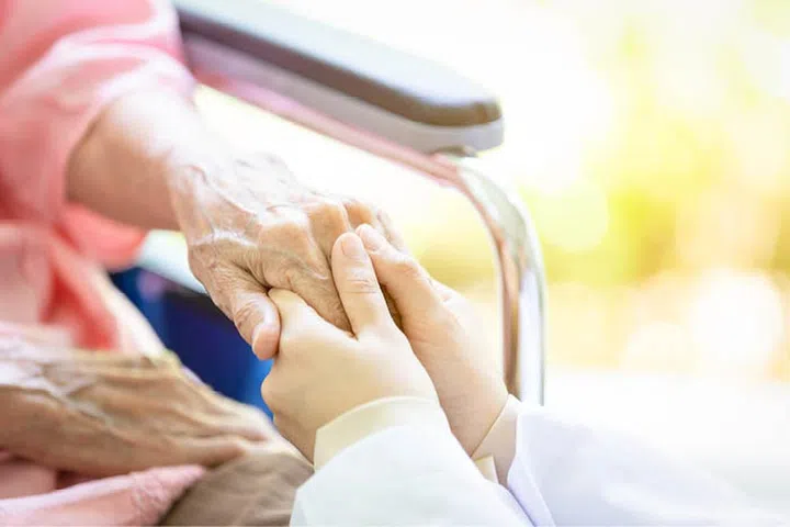 Tips on Taking Care Of Elderly Parents At Home