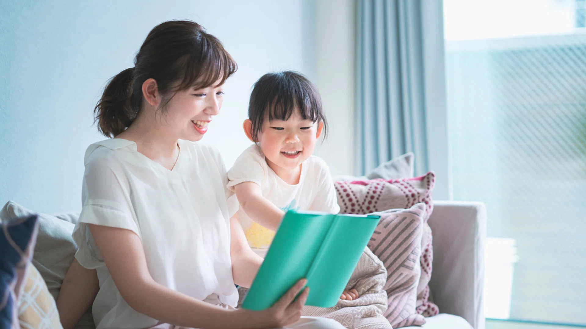 Life lessons to teach your daughter before she becomes a teen