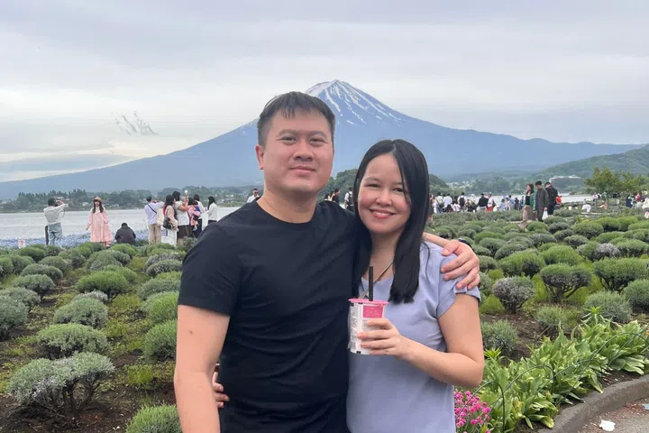 A stop at Lake Kawaguchiko with Mount Fuji as the backdrop.