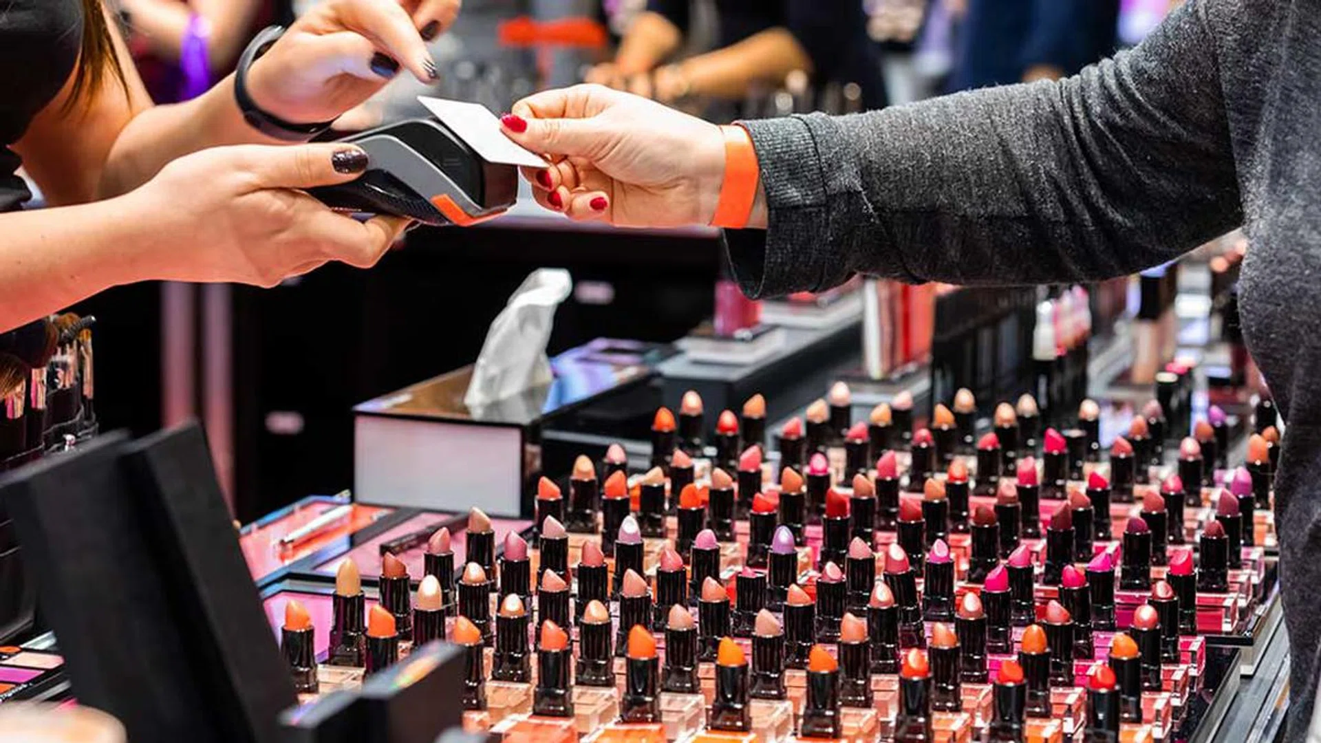 Our all-time favourite will be the UOB credit cards, which has hands-down, the best credit card privileges for health, wellness, and beauty.