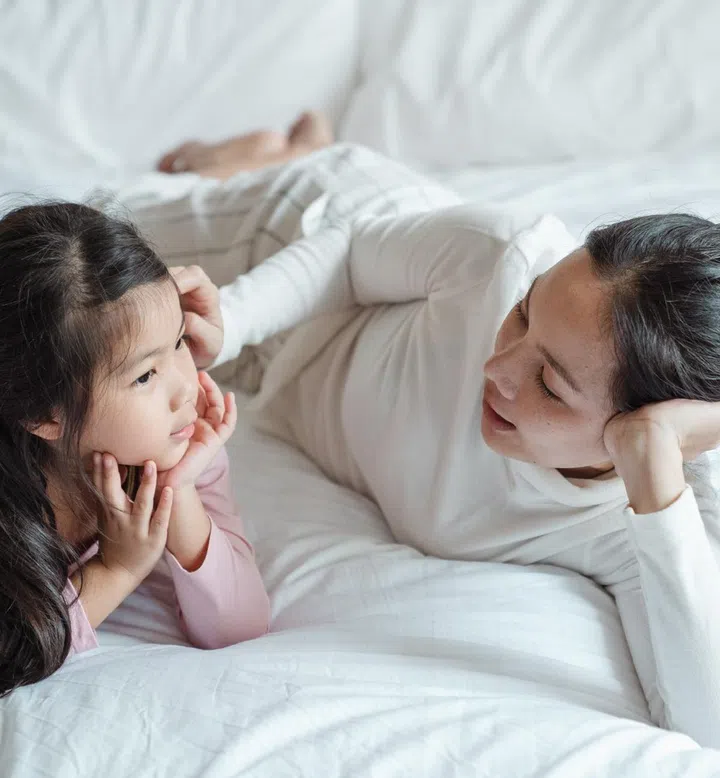 We can always follow 3 steps – calming down, empathise, and repair, when breaking bad news to a child, says child behavioural therapist from Mindful Bear, Xin Xuan, in an interview with Singapore Women's Weekly. (Photo Pexels Ketut Subiyanto)