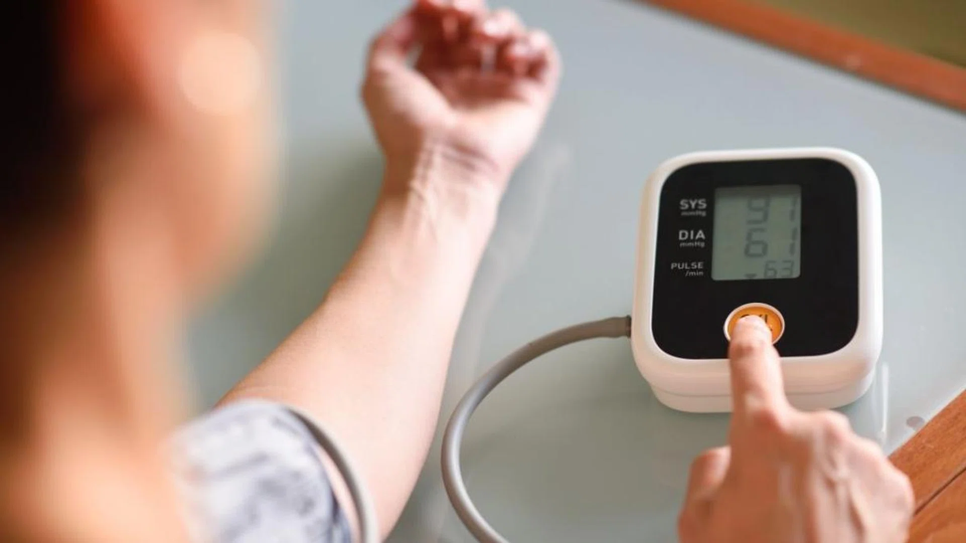 7 Easy Ways To Lower High Blood Pressure Naturally