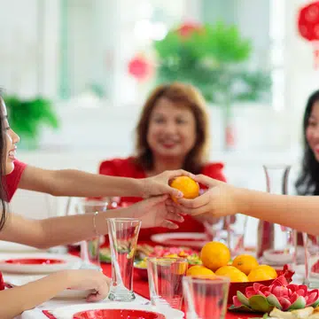 Auspicious Time To Go Visiting CNY 2022