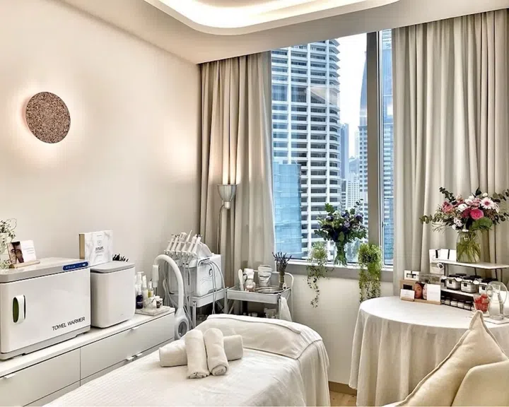 Best Moisture-Boosting Facial
HydraClear Treatment, Mandy T Skin Lab