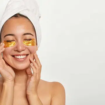 No matter how careful you are, skin still needs help fighting free radicals and repairing pollution-based damage