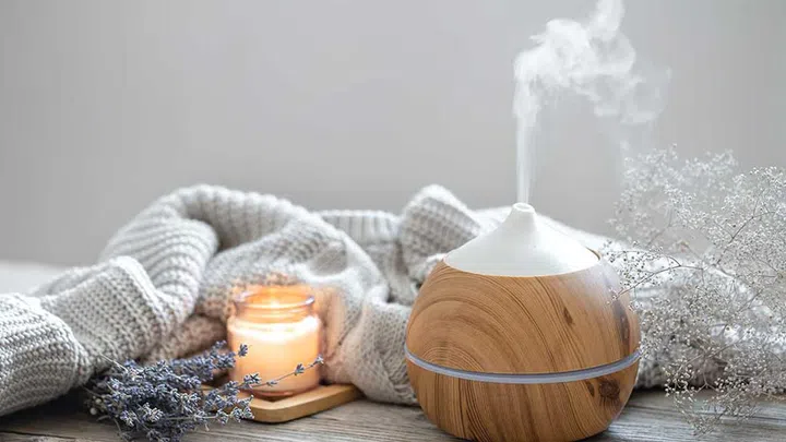 We created a safe environment. We had a relaxation exercise with a scent. Later, when they smelled that scent, the actors went back to that relaxation