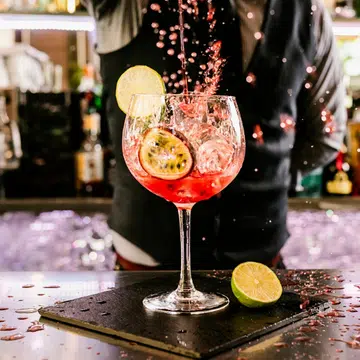 Best Happy Hour Drink Promotions in Singapore 2024