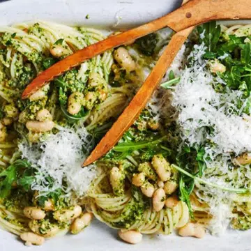 Spaghetti & Zesty Rocket Salsa Verde
