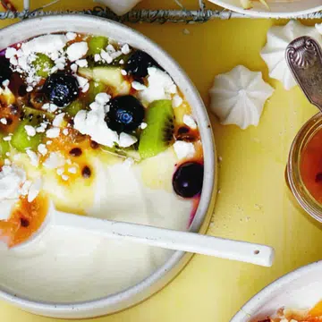 Yoghurt With Crushed Meringue Topping
