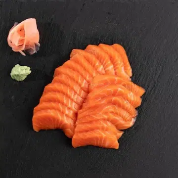 Salmon sashimi yu sheng