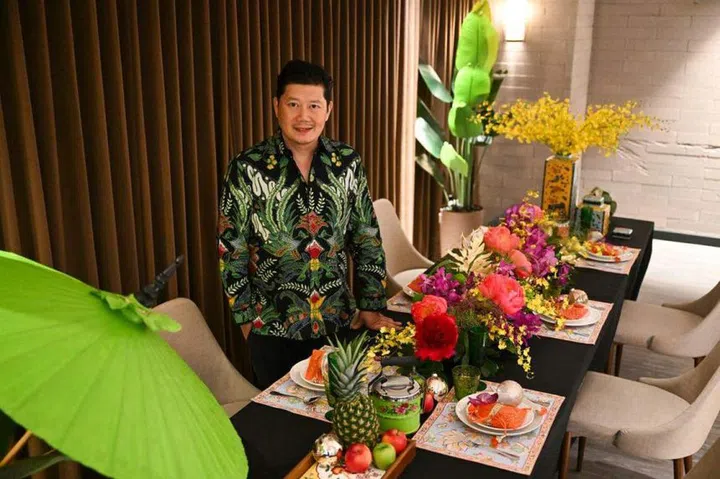 President’s Design Award winner Harijanto Setiawan’s tablescape showcases the hybrid culture of the Peranakans. ST PHOTO: SHINTARO TAY