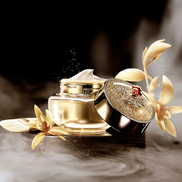 Credit: The History of Whoo