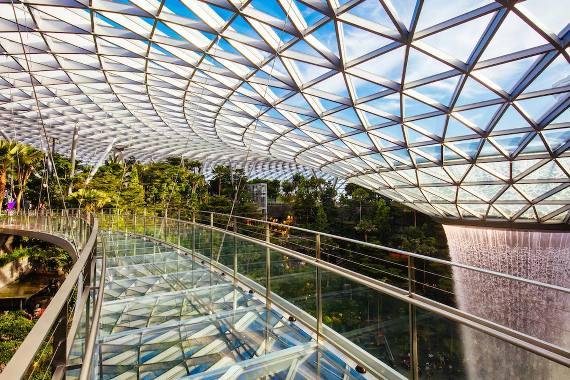 6-reasons-48-hours-at-singapore-jewel-changi-airport