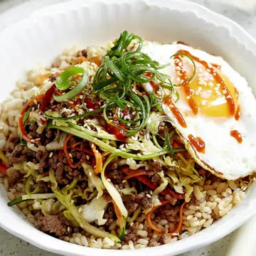 Beef and Cabbage Rice Bowl