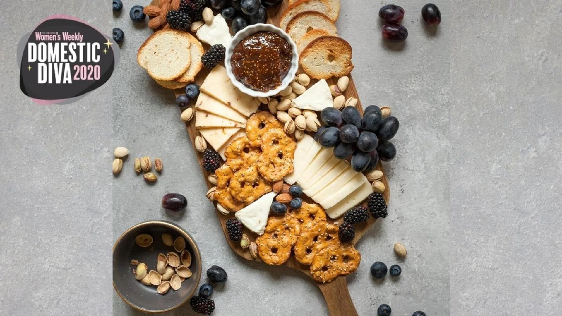 How To Arrange The Perfect Cheese Platter For A Home Party