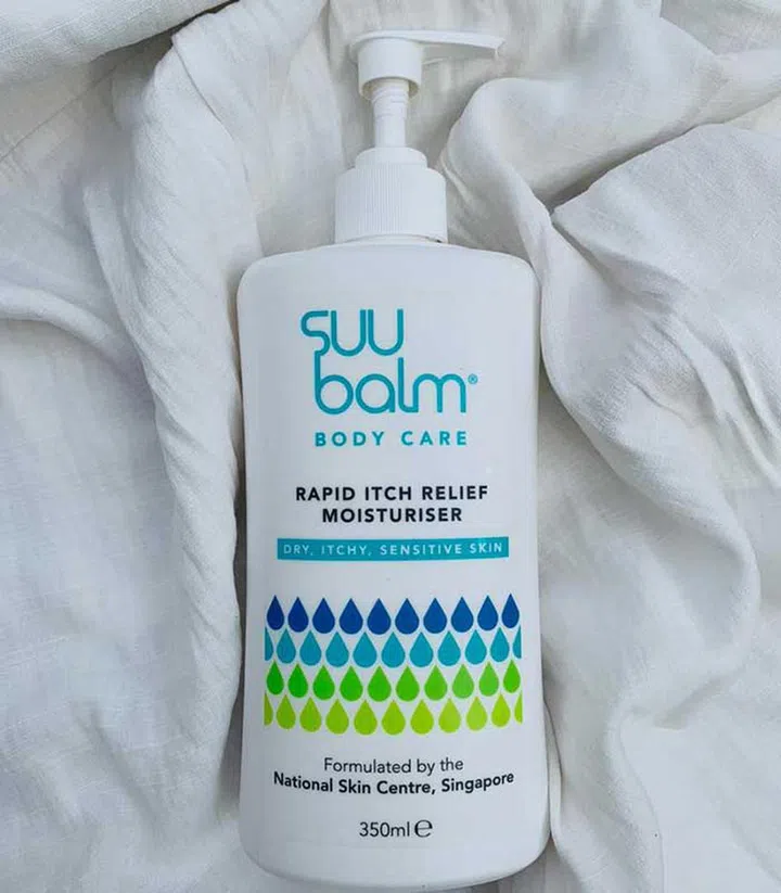 Menthol creams (so long at menthol is used in the right dose, like in Suu Balm) are very fast acting (they work in less than 5 minutes after applying) and very effective at stopping the itch, and they can be incorporated into light creams for easy application in this hot and humid environment.