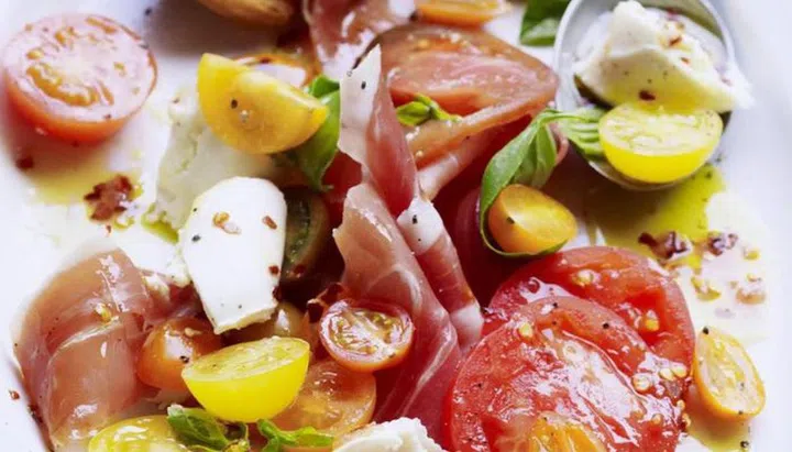 Heirloom Tomato Salad With Prosciutto