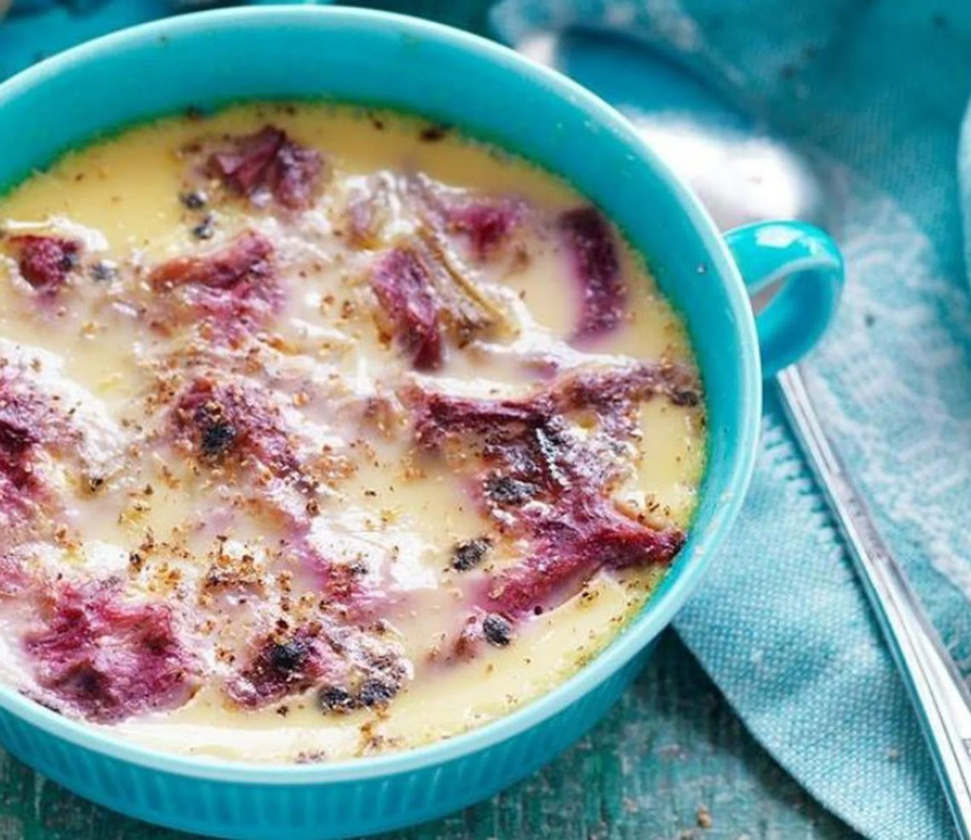 Rhubarb & Vanilla-Baked Custard