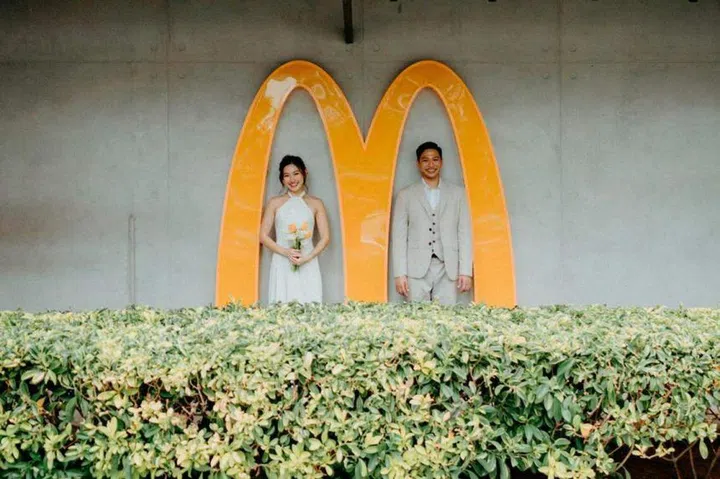 Mr Elson Tong and Ms Yong Yong Qing, both 26, met in junior college in 2015 and have been together for about seven years. Photo: Maximilian Low Jia Yang