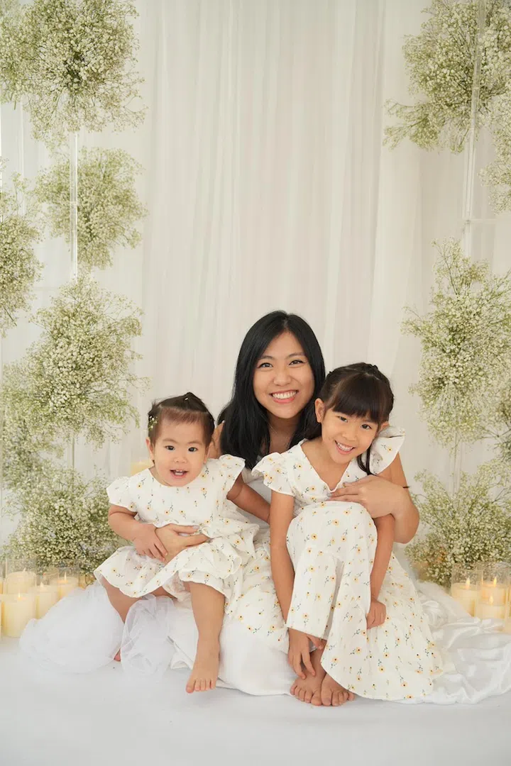 Cassandra and her daughters. Photo credit: Cassandra Loh