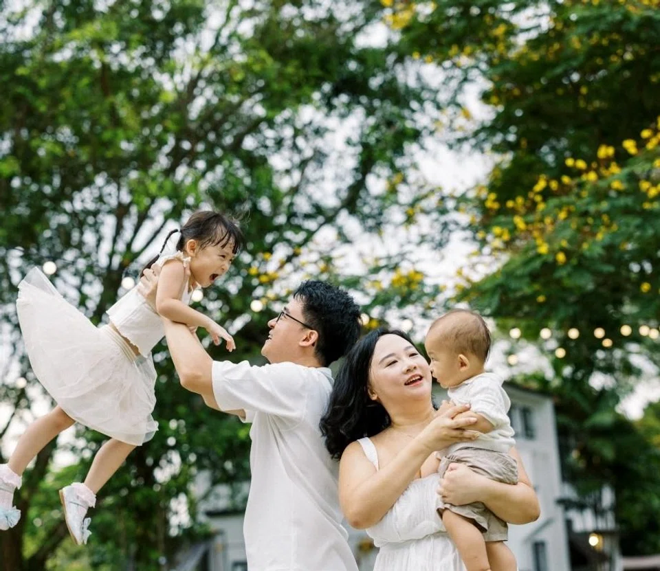 tay zhi yun mum of two with family on career break and looking for new role