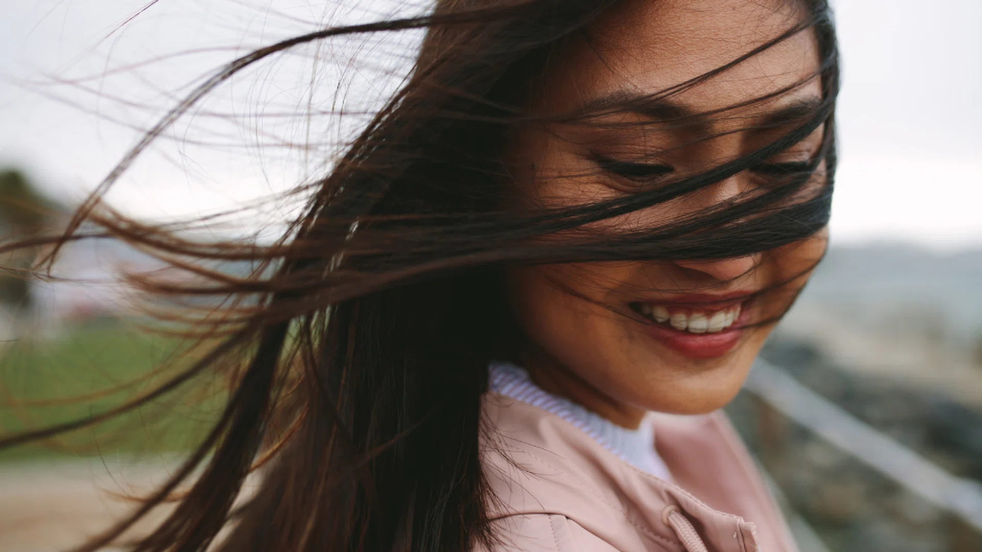 Lightweight volumising shampoos for fine hair and thin hairLightweight volumising shampoos for fine hair and thin hair